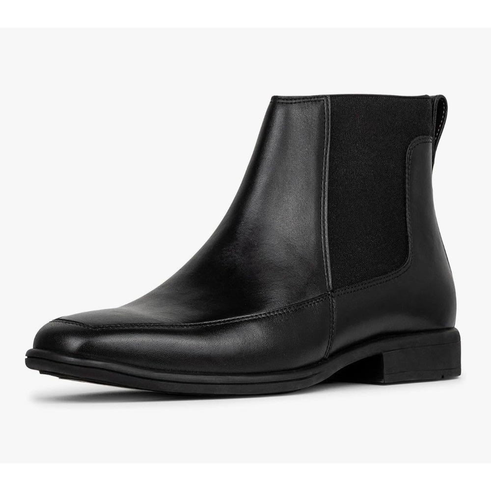 New Men's Donald Pliner Gunter Calf Chelsea Black Boot, Size 7. Retails for $325